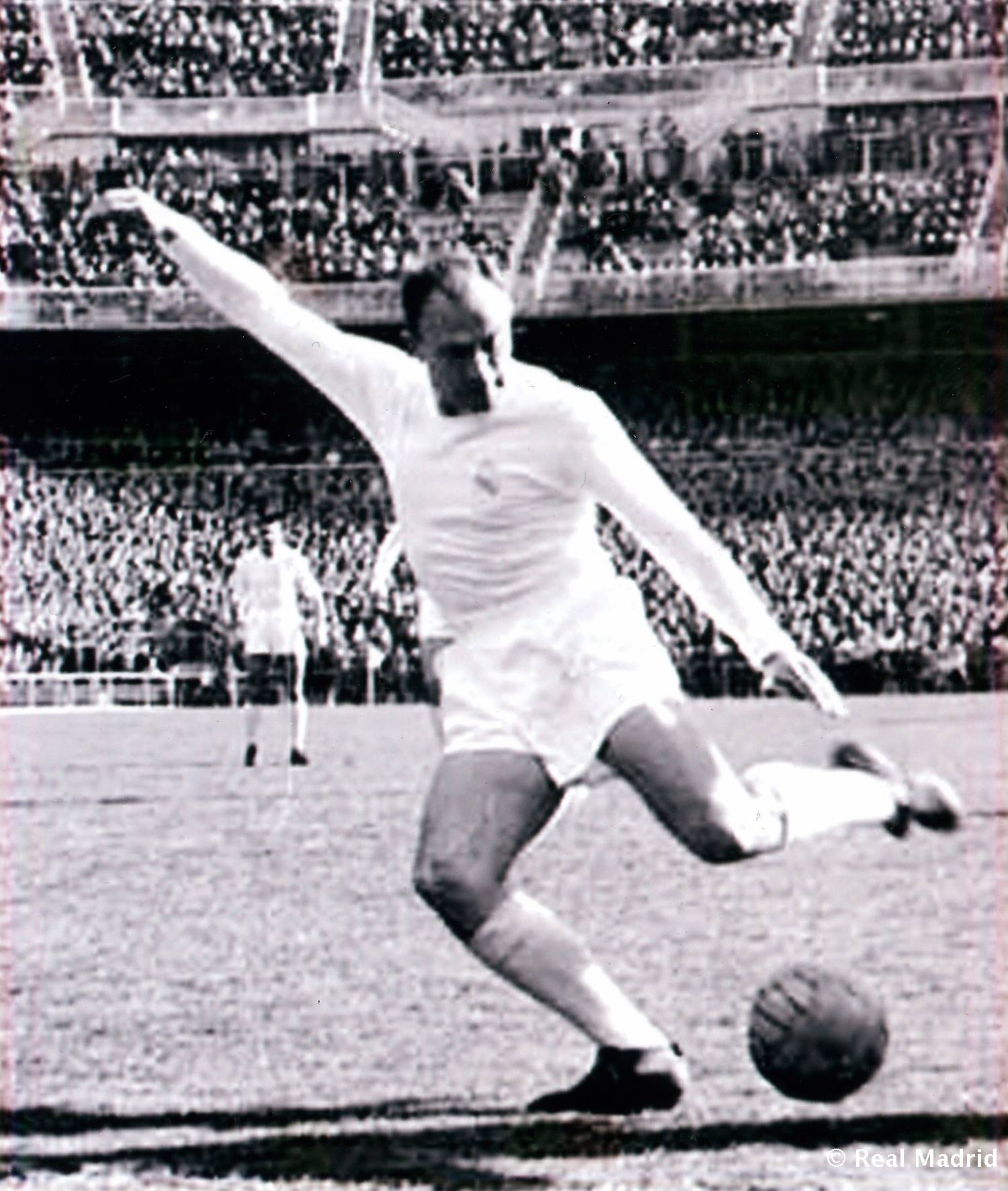 Alfredo Di Stéfano, el mejor jugador de todos los tiempos | fotos | Real Madrid CF